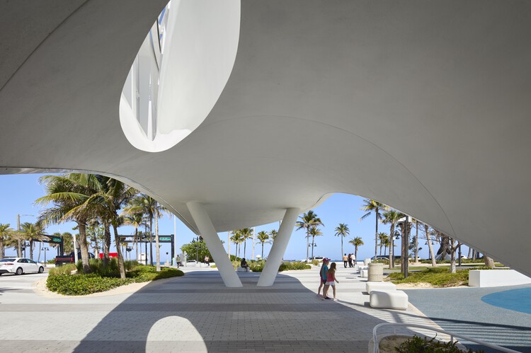Parque DC Alexander/ Brooks + Scarpa Architects - Imagem 4 de 33