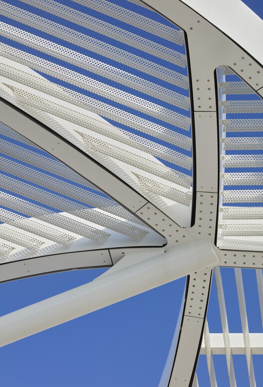 Parque DC Alexander/ Brooks + Scarpa Architects - Imagem 22 de 33