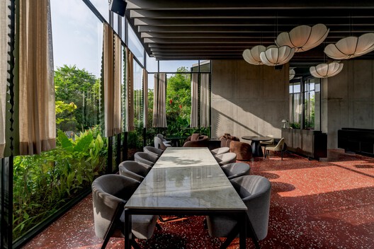 Varanda do K / Hiren Patel Architects + Design - Imagem 4 de 31