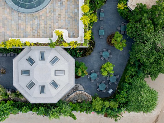 Varanda do K / Hiren Patel Architects + Design - Imagem 23 de 31