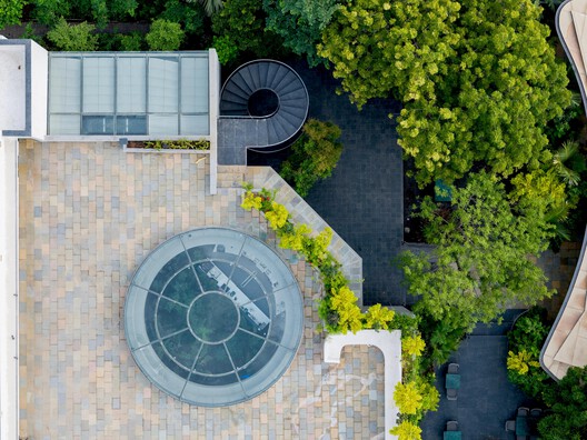 Varanda do K / Hiren Patel Architects + Design - Imagem 22 de 31