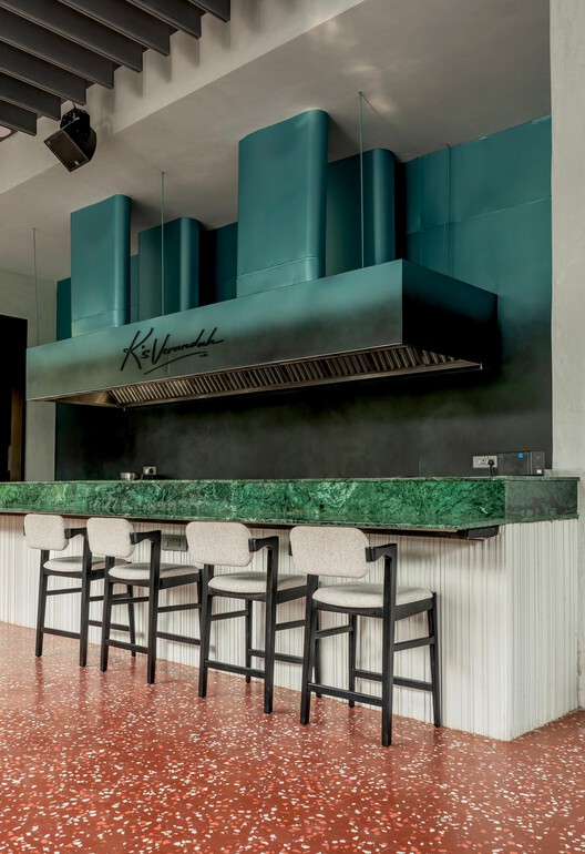 Varanda do K / Hiren Patel Architects + Design - Imagem 14 de 31