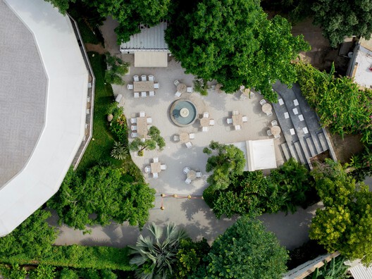 Varanda do K / Hiren Patel Architects + Design - Imagem 27 de 31