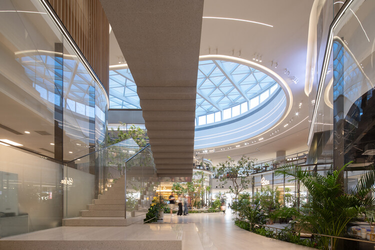相城天街 / ARIZON 乾正设计 - 室内图, 楼梯, 玻璃