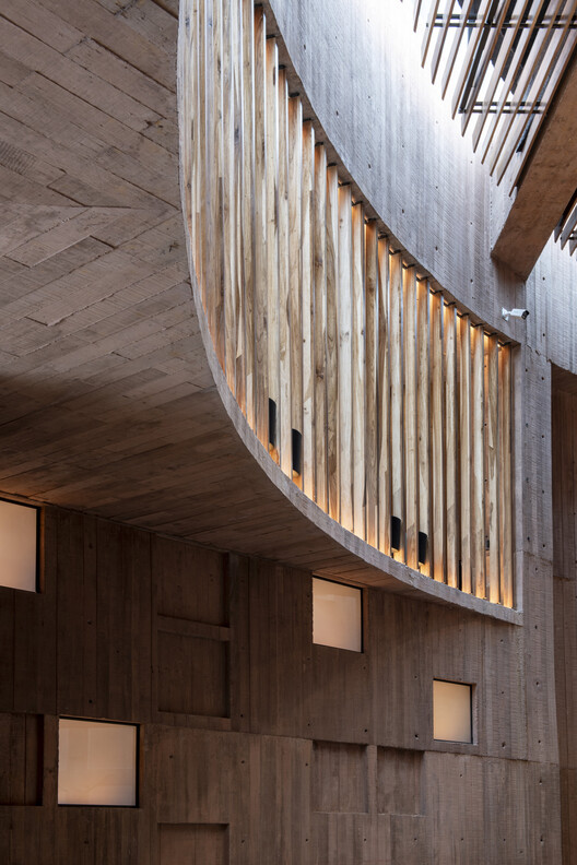 Iglesia de San Juan Pablo II/Grupo Arquitech - Imagen 2 de 19