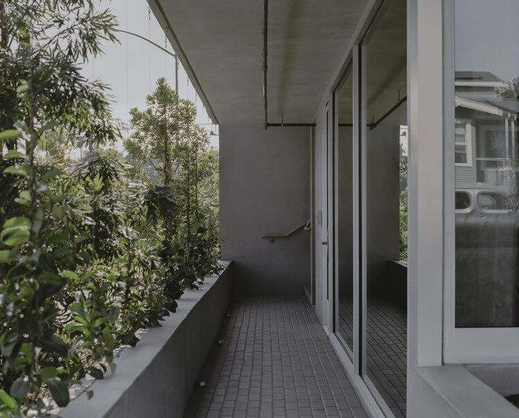 Edifício Residencial Fora / Jeff Svitak - Imagem 16 de 29