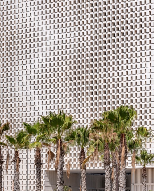 Casablanca Finance City Cube Tower  / OUALALOU+CHOI - Image 7 of 13