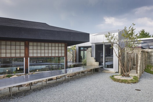 Design Ethos of Subtraction and Addition: 10 Adaptive Reuse Projects for Commercial and Social Spaces in Asia - Image 14 of 34