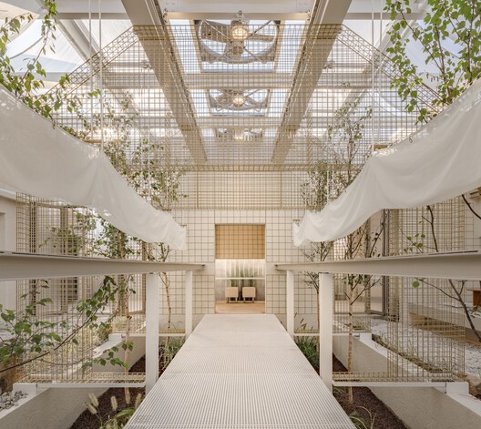 Design Ethos of Subtraction and Addition: 10 Adaptive Reuse Projects for Commercial and Social Spaces in Asia - Image 6 of 34