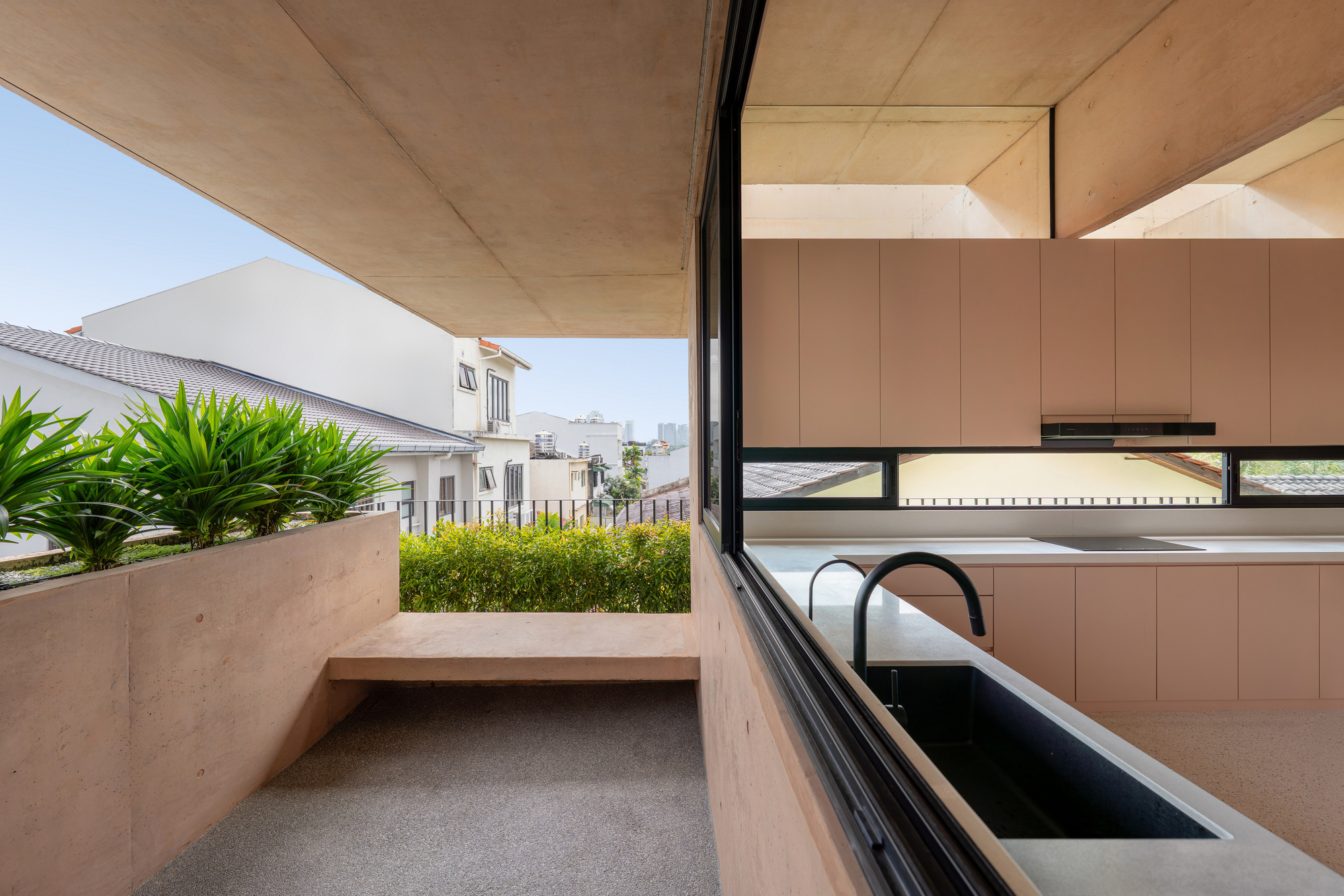 Gallery of Armoua House / Fabian Tan Architect - 17