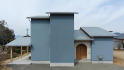A Life Where Spaces Connect / Architrip Inc.