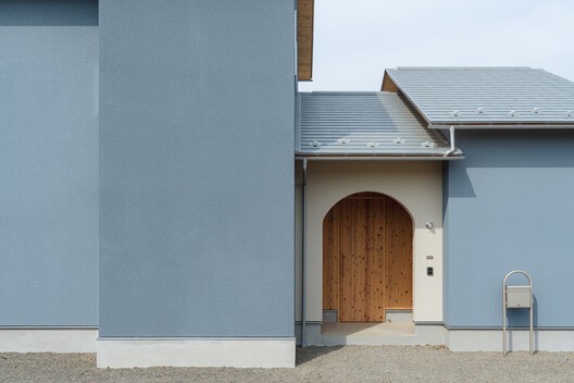 A Life Where Spaces Connect / Architrip Inc. A Life Where Spaces Connect / Architrip Inc. - Exterior Photography, Concrete