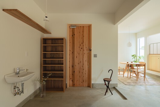 A Life Where Spaces Connect / Architrip Inc. A Life Where Spaces Connect / Architrip Inc. - Interior Photography, Wood, Lighting
