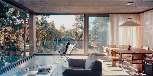 Detached House in Tskneti / Wunderwerk - Interior Photography, Living Room, Chair