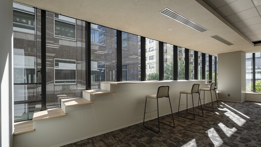 Front Place Chiyoda Ichibancho / Mitsubishi Jisho Design Inc. - Interior Photography, Kitchen, Glass, Chair