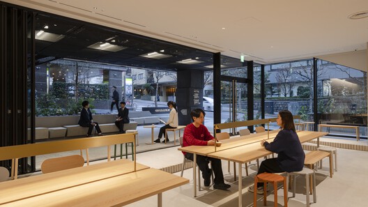 Front Place Chiyoda Ichibancho / Mitsubishi Jisho Design Inc. - Interior Photography, Dining room, Glass, Chair