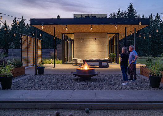 Evening Sky Residence / Scott Edwards Architecture - Exterior Photography, Garden, Deck, Patio