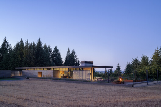 Evening Sky Residence / Scott Edwards Architecture - Image 2 of 12