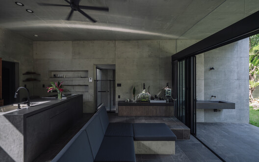 INHERIT - House that Carries Forward Memory / CLAIR archi lab Co., Ltd. - Interior Photography, Kitchen, Concrete