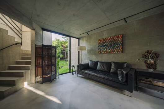 INHERIT - House that Carries Forward Memory / CLAIR archi lab Co., Ltd. - Interior Photography, Chair, Concrete