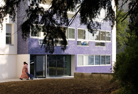 Pré de l’Enclos 2 Housing Rehabilitation / SOL Architecture & Urbanisme Pré de l’Enclos 2 Housing Rehabilitation / SOL Architecture & Urbanisme - Exterior Photography