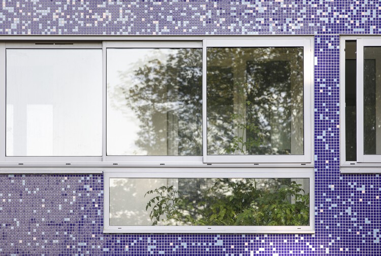 Pré de l'Enclos 2 Housing Rehabilitation / SOL Architecture