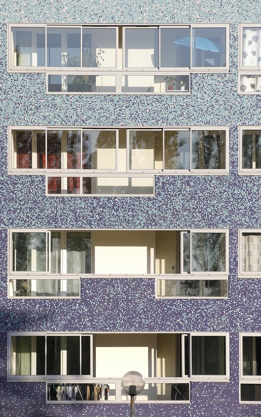 Pré de l’Enclos 2 Housing Rehabilitation / SOL Architecture & Urbanisme Pré de l’Enclos 2 Housing Rehabilitation / SOL Architecture & Urbanisme - Image 5 of 16