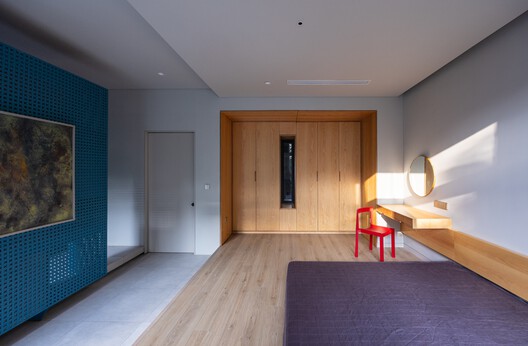  B.RED House / TOOB STUDIO - Interior Photography, Wood, Lighting, Door, Glass