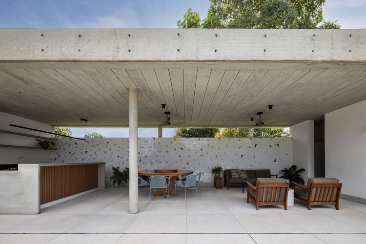 Casa Duas Marias I / Canoa Arquitetura - fotografía exterior, hormigón