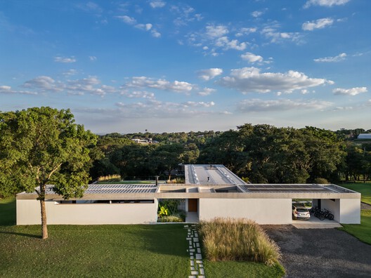 Casa Duas Marias I / Canoa Arquitetura - Imagen 8 de 27