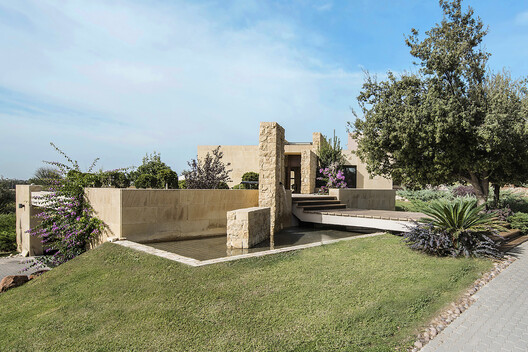 A House by an Architect, for Her Family / maisam architects - Image 1 of 25