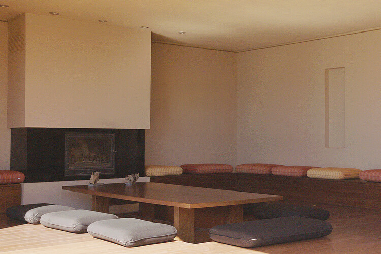 Casa Projetada por uma Arquiteta, para sua Família / maisam architects - Fotografia de Interiores, Madeira, Iluminação