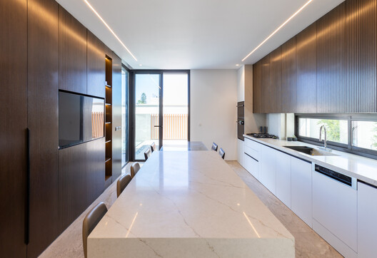 Villa H / ARK-architecture - Interior Photography, Kitchen, Countertop, Wood, Lighting