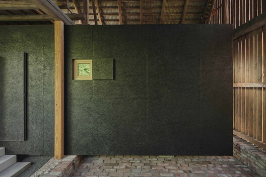 The Box in the Barn / Facha architekti - Image 12 of 14