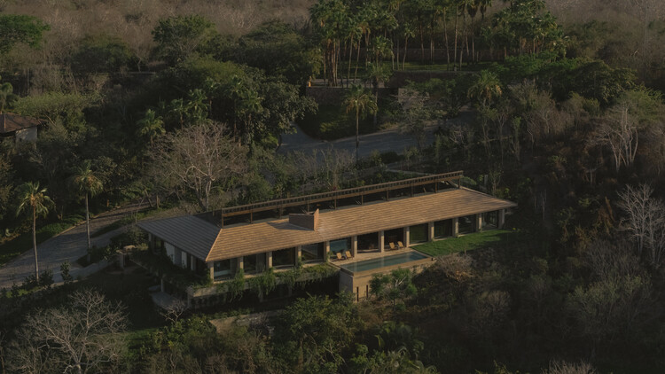 Casa Kupuri / Central de Arquitectura + Modica Ledezma - Imagen 1 de 22