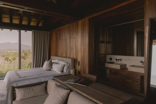 Casa Kupuri  / Central de Arquitectura + Módica Ledezma - Imagen 16 de 22