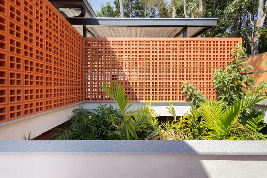 Casa Oro Viejo / Mutabile Arquitetura Casa Oro Viejo / Mutabile Arquitetura - Imagen 10 de 21