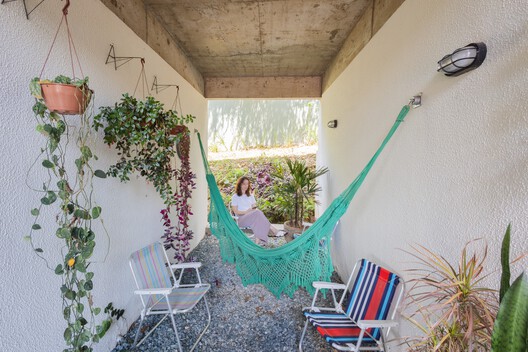 Casa Oro Viejo / Mutabile Arquitetura Casa Oro Viejo / Mutabile Arquitetura - Fotografía interior, Sillas