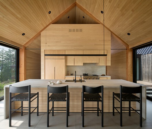 Armstrong Cottage / Peter Braithwaite Studio - Interior Photography, Wood, Table, Kitchen, Chair