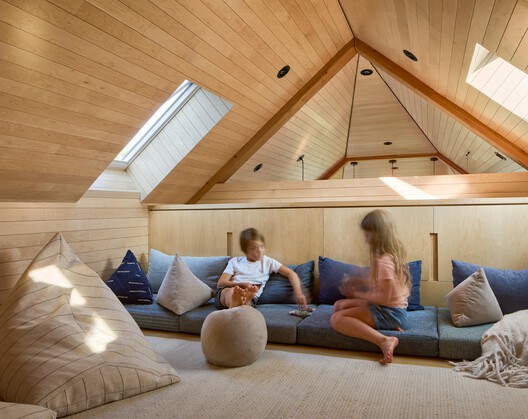 Armstrong Cottage / Peter Braithwaite Studio - Interior Photography, Living Room, Wood, Sofa, Lighting