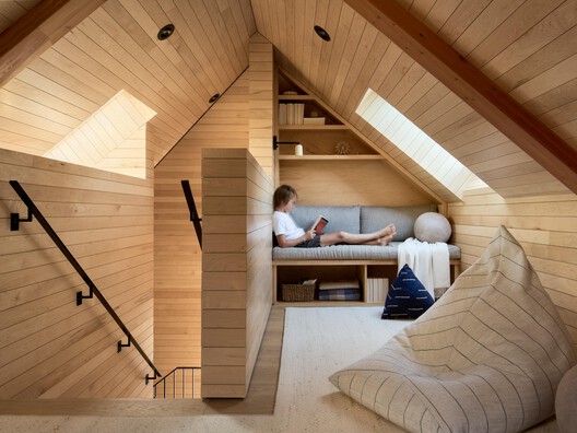 Armstrong Cottage / Peter Braithwaite Studio - Interior Photography, Wood, Lighting