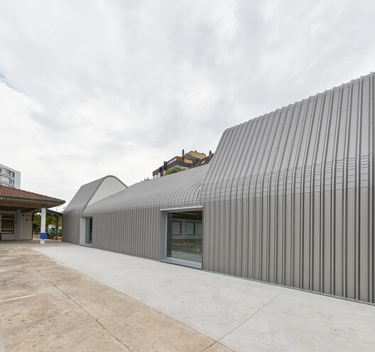 Comedor Infantil en Oviedo / Rogelio Ruiz + Macario G. Astorga Comedor Infantil en Oviedo / Rogelio Ruiz + Macario G. Astorga - Imagen 4 de 16