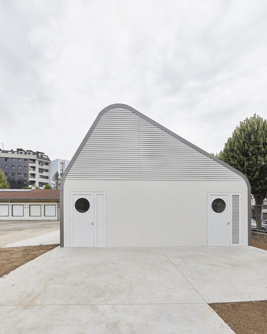 Restaurante Infantil en Oviedo / Rogelio Ruiz + Macario G. Astorga - Fotografía de Exteriores