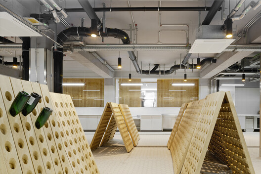 University of Applied Sciences for Beverage Technology – Lecture Hall Building and Logistics Laboratory / Bez+Kock Architekten - Image 15 of 33