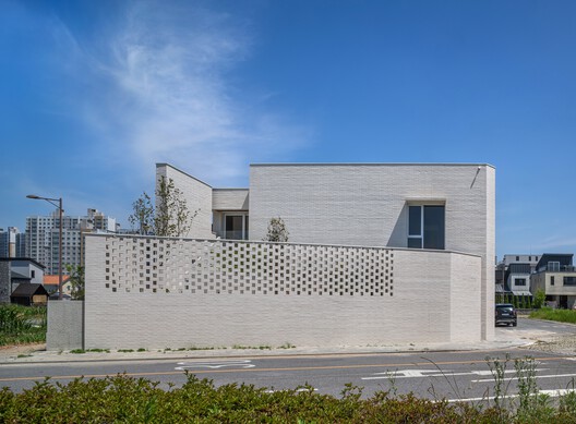 Light Gallery House / PLAN Architects office - Exterior Photography, Concrete