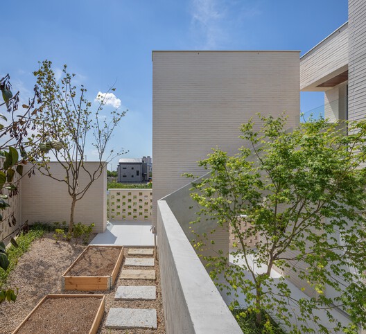 Light Gallery House / PLAN Architects office - Image 11 of 23