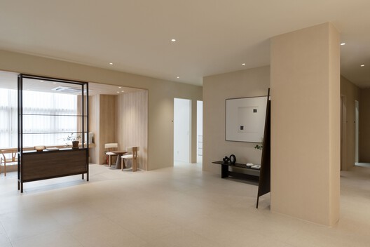 Kyeol Clinic / Design Studio Mono - Interior Photography, Wood, Door, Glass