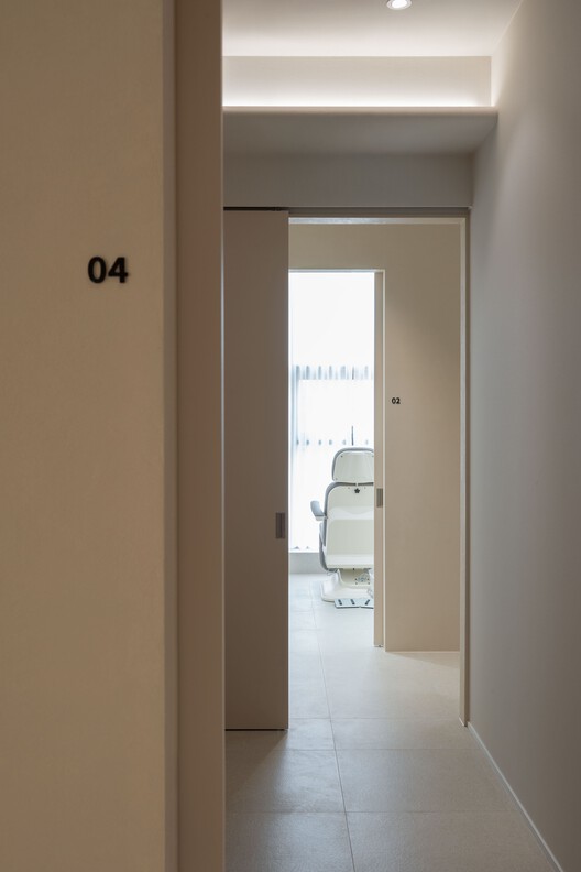 Kyeol Clinic / Design Studio Mono - Interior Photography, Wood, Door