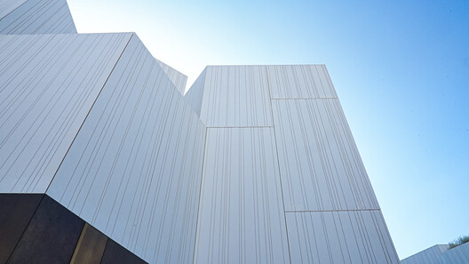 Mecanoo’s Natural History Museum Opens in Abu Dhabi’s Saadiyat Cultural District - Image 6 of 13