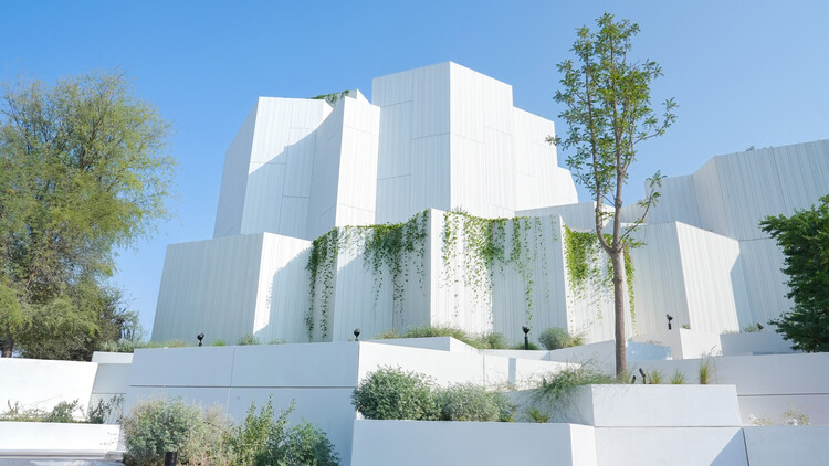 Mecanoo’s Natural History Museum Opens in Abu Dhabi’s Saadiyat Cultural District - Image 2 of 13